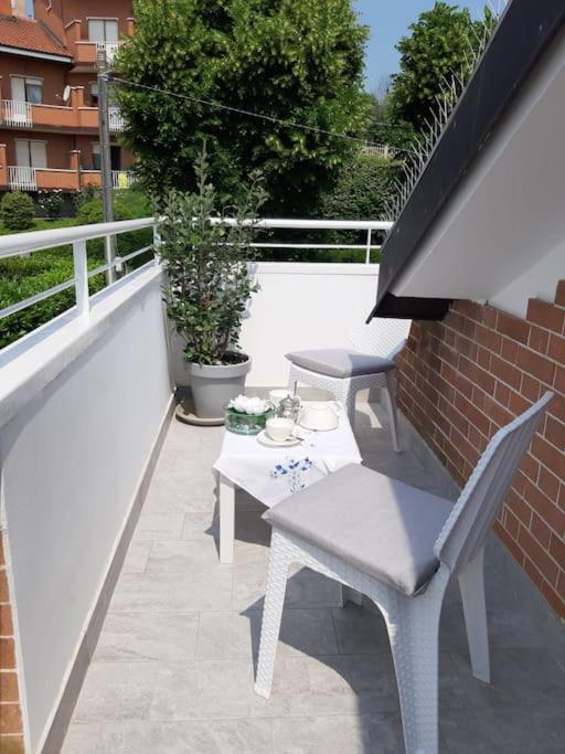 Casa Tra I Castelli Apartment San Martino Alfieri Exterior photo